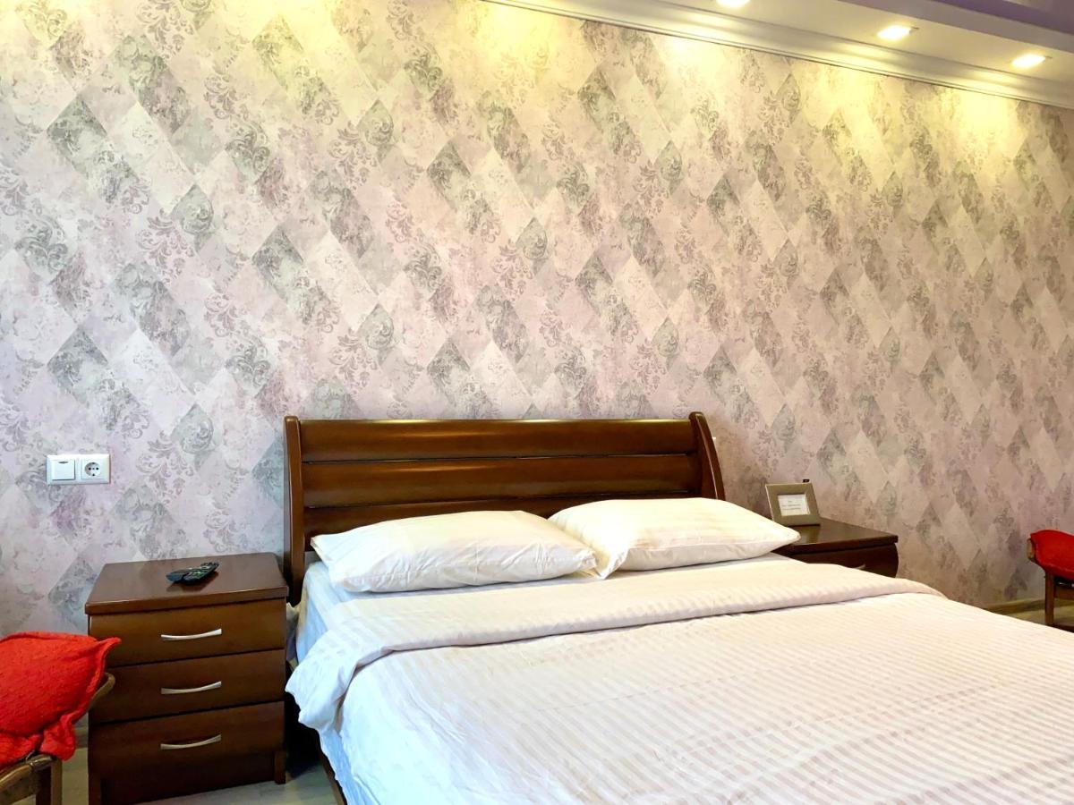 Apartpoltava Простора Однокімнатна Квартира В Новобудові, Корпусний Парк Poltava Exterior foto