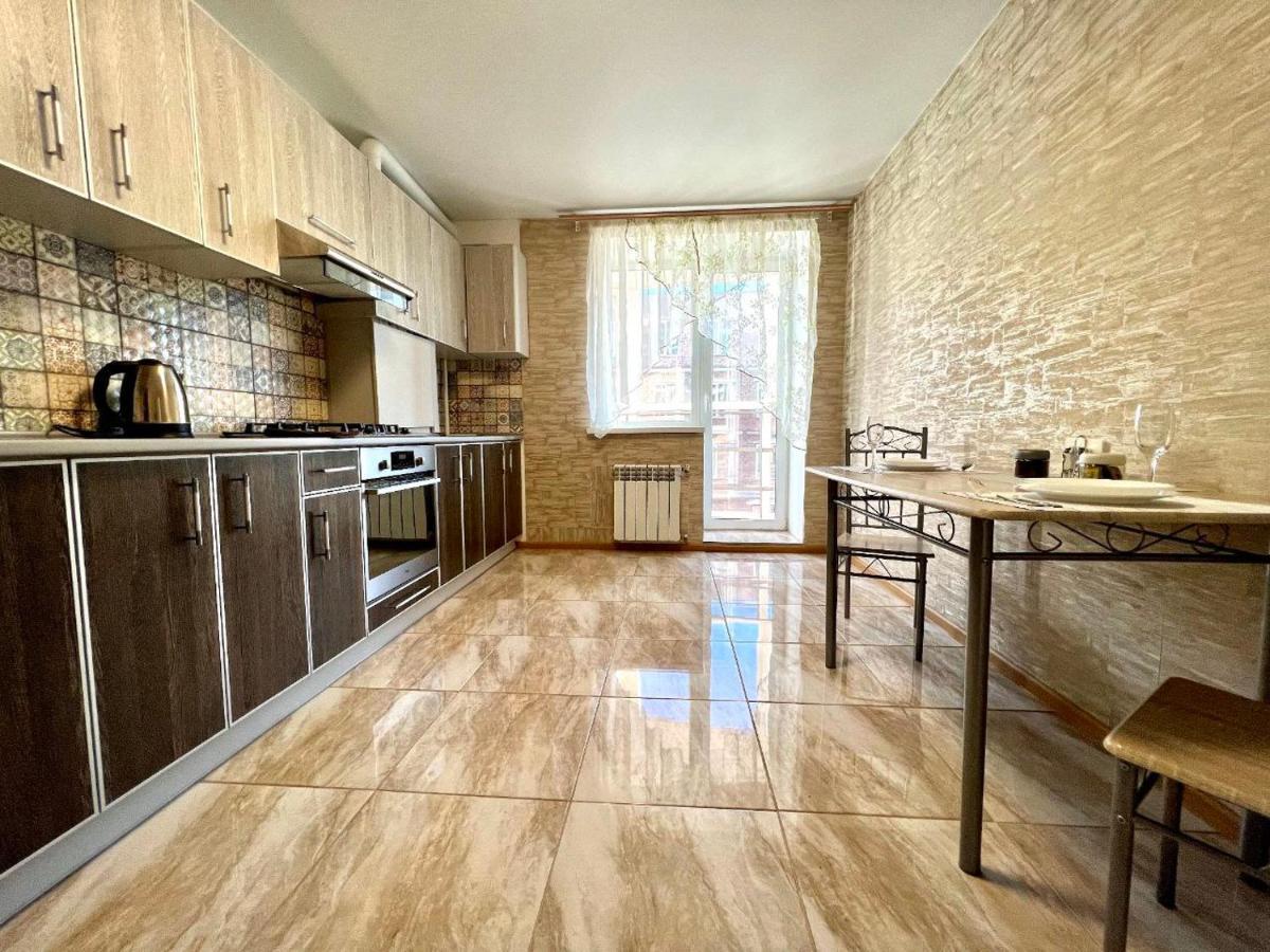 Apartpoltava Простора Однокімнатна Квартира В Новобудові, Корпусний Парк Poltava Exterior foto